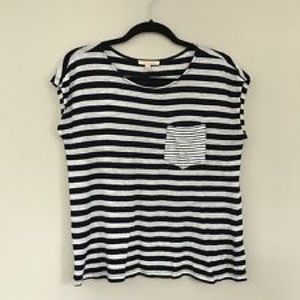 Skies are blue top. Size medium.